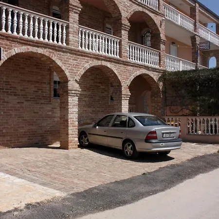 Double 6219a 2* Biograd na Moru